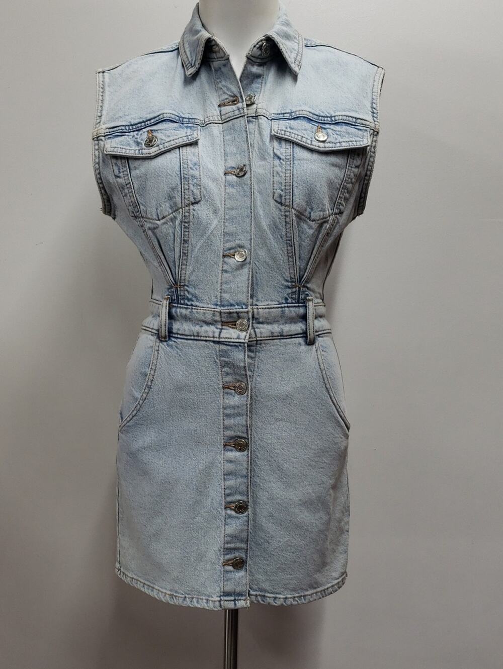 Zara Sleeveless Light Wash Denim Button-Front Dress Womens XS